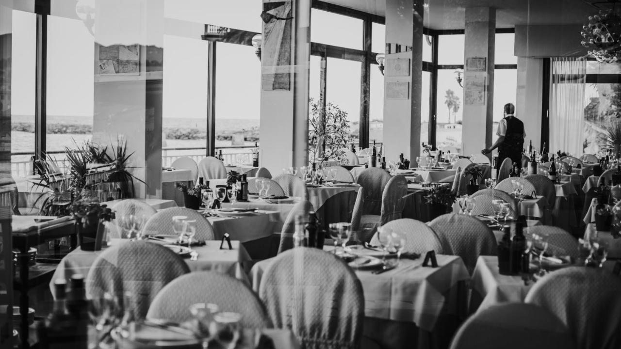 Hotel Arc En Ciel Диано Марина Екстериор снимка